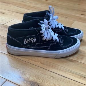 Vans Unisex “Half Cab” shoes.